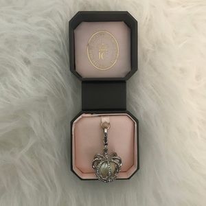 RARE Juicy Couture pearl crown charm with box